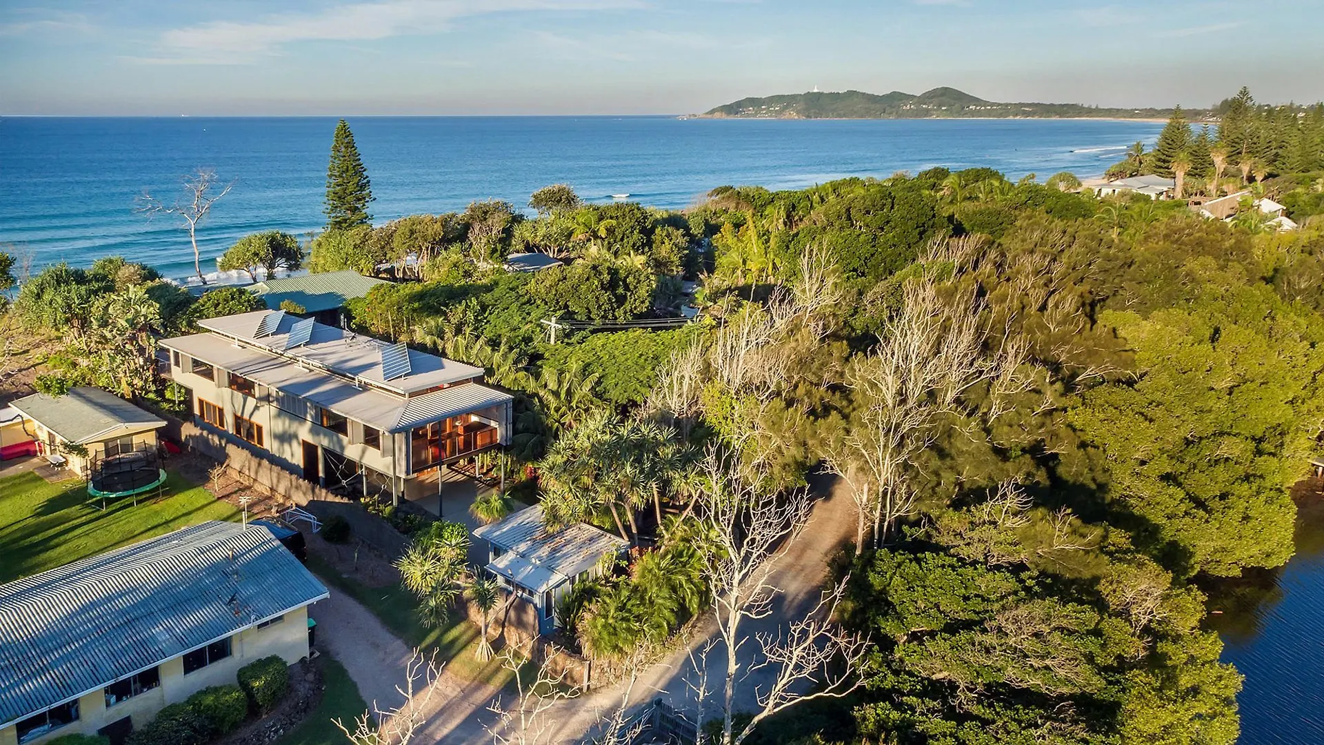 Beachfront Hideaway - Luxury Right On The Beach 拜伦湾 0*,