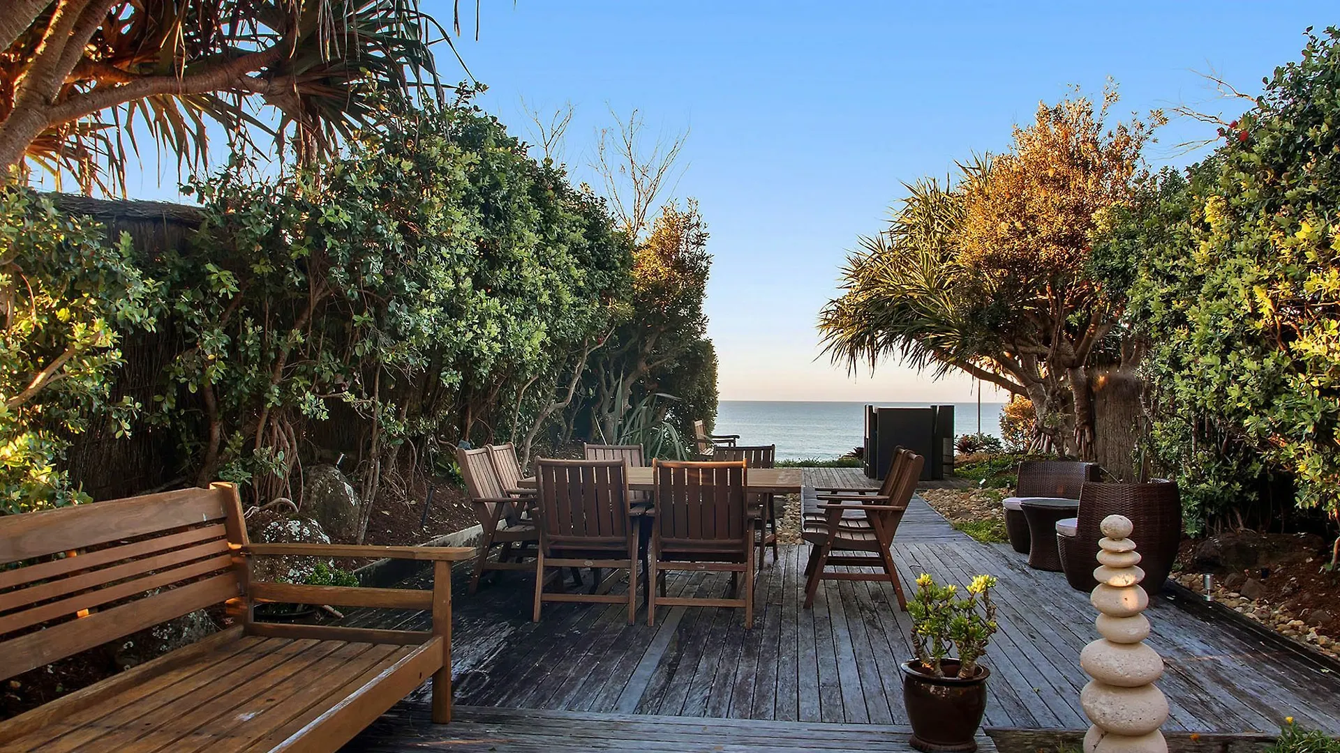 Beachfront Hideaway - Luxury Right On The Beach 拜伦湾 公寓